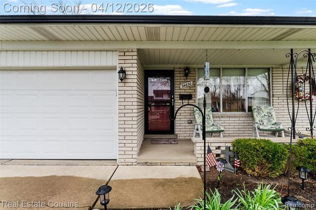 34650 Hawke Drive, Sterling Heights, MI 48310
