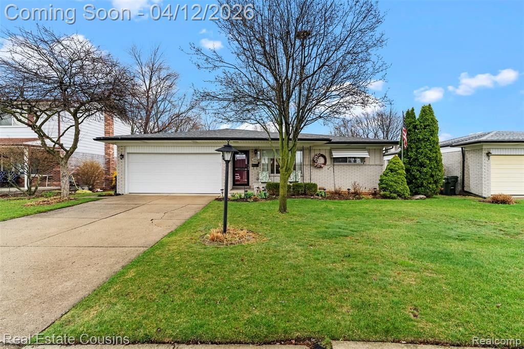 34650 Hawke Drive, Sterling Heights, MI 48310