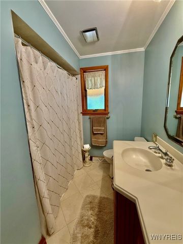 291 Terrace Boulevard, Cheektowaga, NY 14043