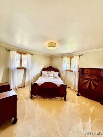 291 Terrace Boulevard, Cheektowaga, NY 14043