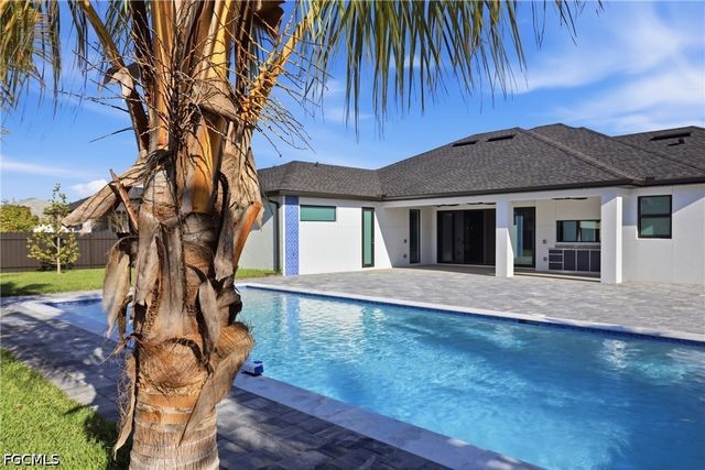 1414 NE 19th TER, Cape Coral, FL 33909