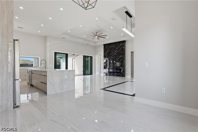 1414 NE 19th TER, Cape Coral, FL 33909