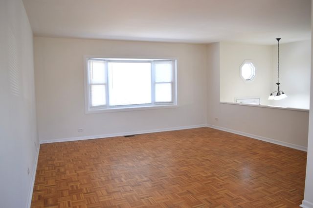 7040 Meadowbrook Lane, Hanover Park, IL 60133