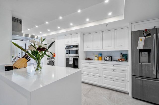 400 N Flagler Drive 1505, West Palm Beach, FL 33401