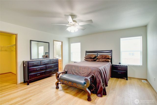 417 Crested Butte Boulevard, Mount Vernon, WA 98273