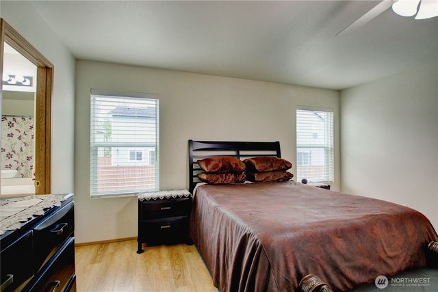 417 Crested Butte Boulevard, Mount Vernon, WA 98273