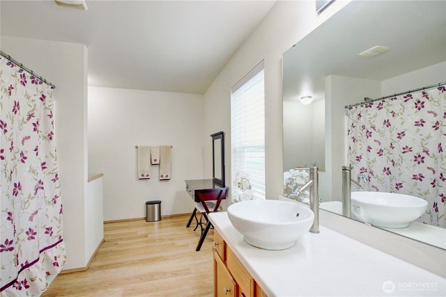 417 Crested Butte Boulevard, Mount Vernon, WA 98273