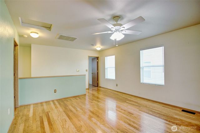 417 Crested Butte Boulevard, Mount Vernon, WA 98273