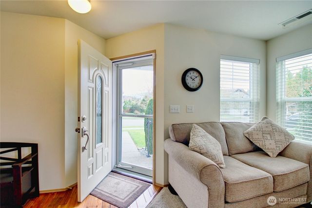 417 Crested Butte Boulevard, Mount Vernon, WA 98273