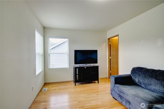 417 Crested Butte Boulevard, Mount Vernon, WA 98273