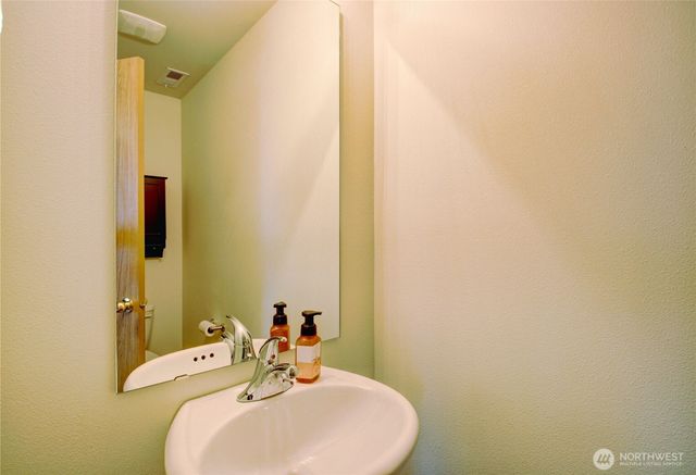 417 Crested Butte Boulevard, Mount Vernon, WA 98273