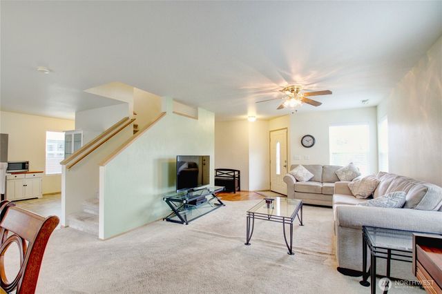 417 Crested Butte Boulevard, Mount Vernon, WA 98273