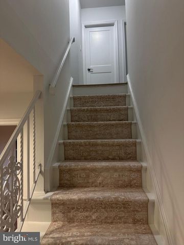 904 MERCER ST, Cherry Hill, NJ 08002