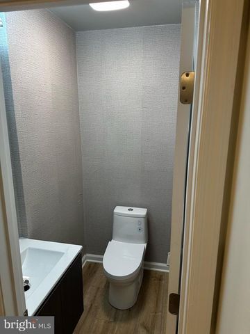 904 MERCER ST, Cherry Hill, NJ 08002