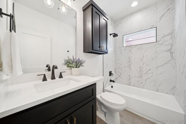 210 S Bluff Street B, Catoosa, OK 74015