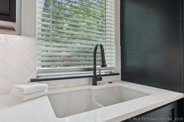 210 S Bluff Street B, Catoosa, OK 74015