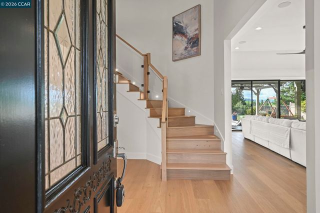 4060 Sugar Maple Dr, Danville, CA 94506