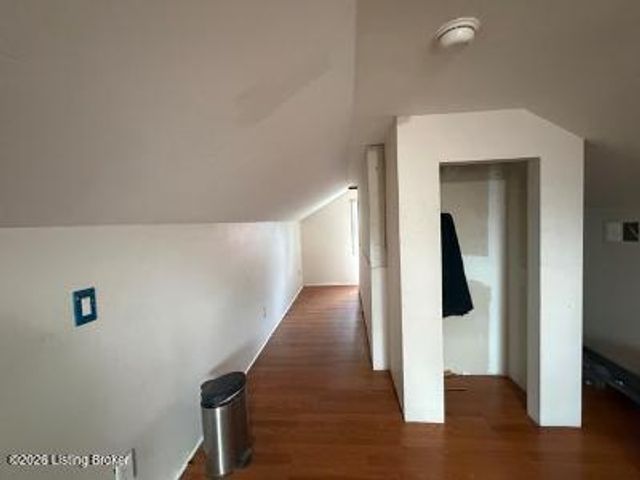 813 Bartley Ave, Bardstown, KY 40004