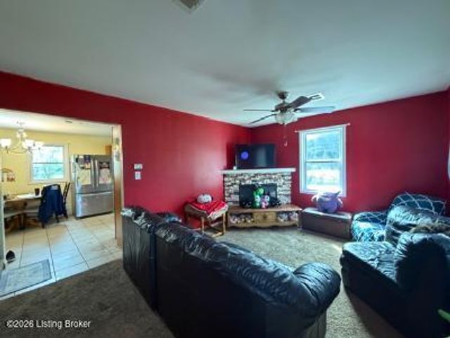 813 Bartley Ave, Bardstown, KY 40004