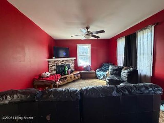 813 Bartley Ave, Bardstown, KY 40004