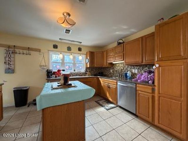 813 Bartley Ave, Bardstown, KY 40004