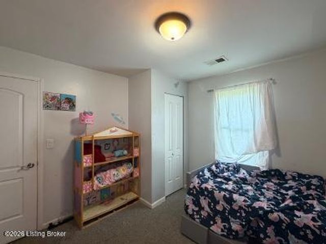 813 Bartley Ave, Bardstown, KY 40004