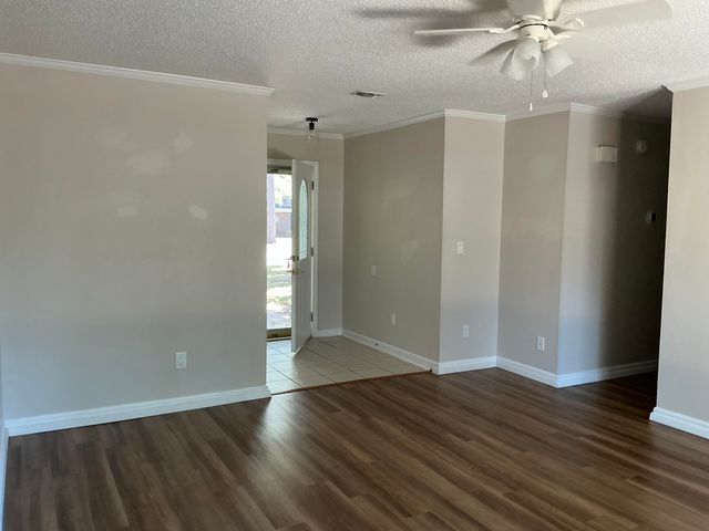 309 Goldenrod Court, Niceville, FL 32578