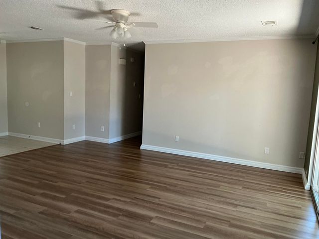 309 Goldenrod Court, Niceville, FL 32578