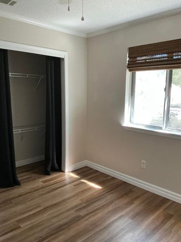 309 Goldenrod Court, Niceville, FL 32578