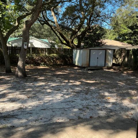 309 Goldenrod Court, Niceville, FL 32578