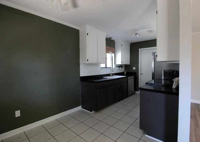 309 Goldenrod Court, Niceville, FL 32578