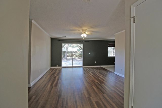 309 Goldenrod Court, Niceville, FL 32578