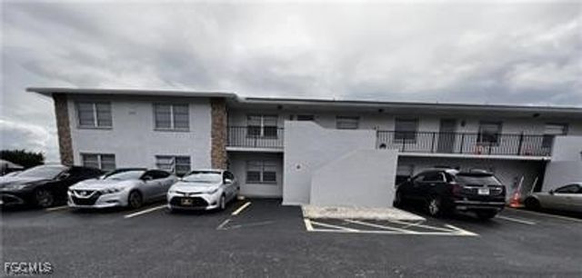 639 SE 13th AVE 113, Cape Coral, FL 33990