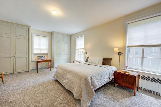 34-06 81st Street 22, Jackson Heights, NY 11372