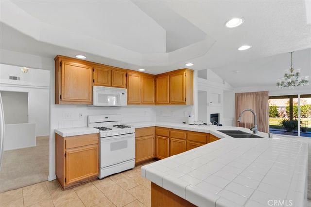 14819 Grasshopper Court, Victorville, CA 92394