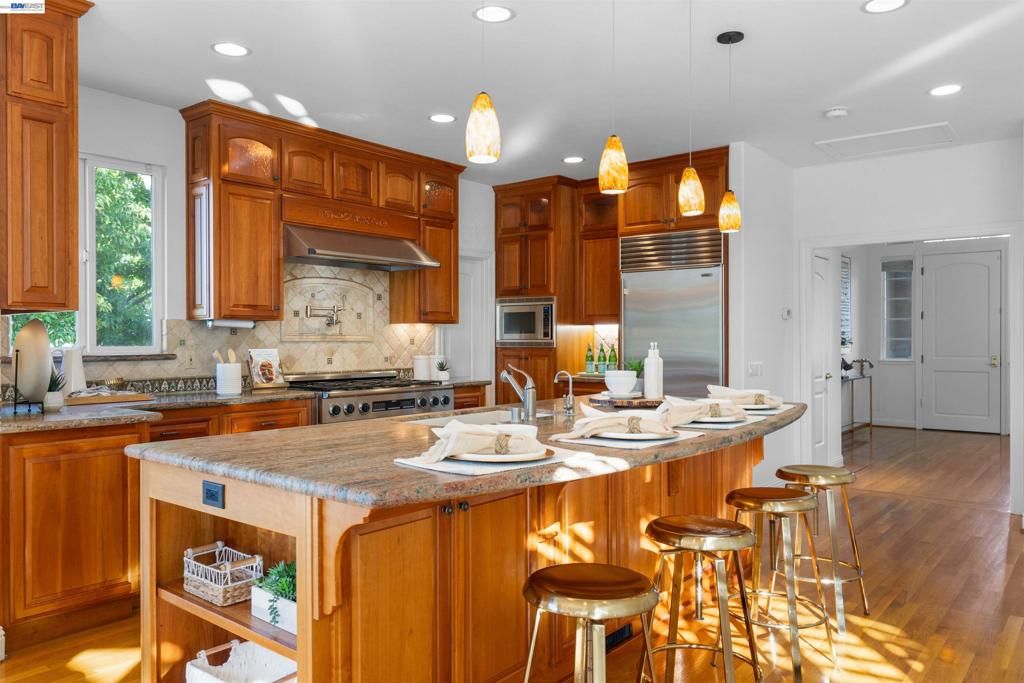 Image 12 of property listing at 2781 Vista Diablo Ct, Pleasanton, CA 94566