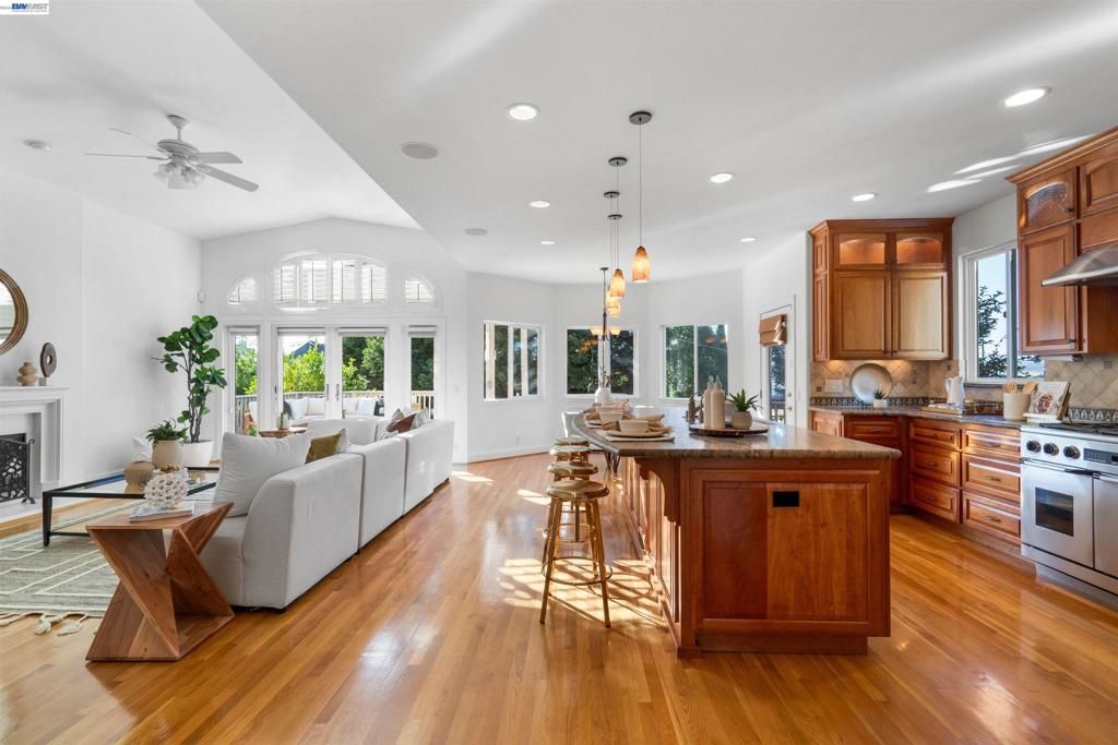 Image 8 of property listing at 2781 Vista Diablo Ct, Pleasanton, CA 94566