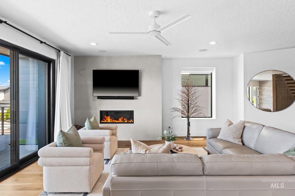 885 E Joplin Lane, Eagle, ID 83616 photo 9