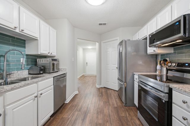 993 ZENITH CV N, Memphis, TN 38018