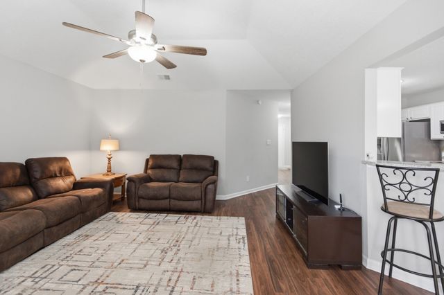 993 ZENITH CV N, Memphis, TN 38018