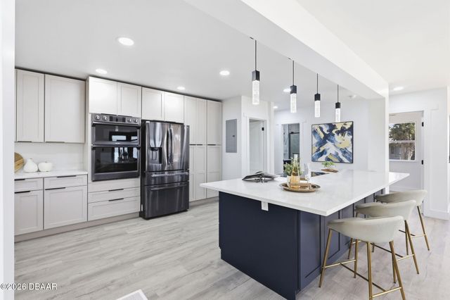 2061 S Peninsula Drive, Daytona Beach, FL 32118