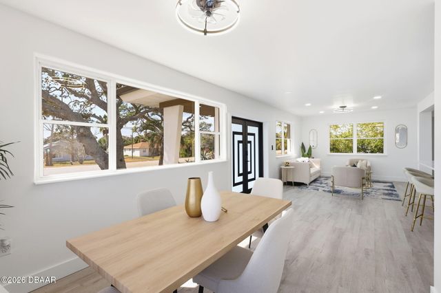 2061 S Peninsula Drive, Daytona Beach, FL 32118