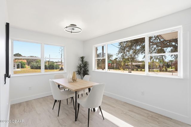 2061 S Peninsula Drive, Daytona Beach, FL 32118