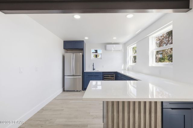 2061 S Peninsula Drive, Daytona Beach, FL 32118