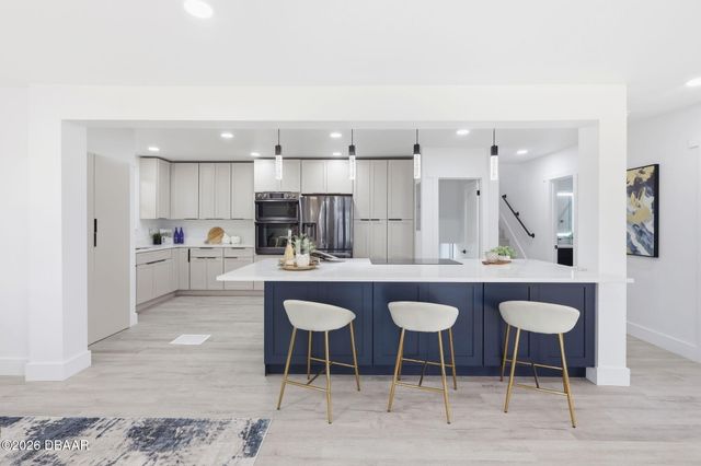 2061 S Peninsula Drive, Daytona Beach, FL 32118