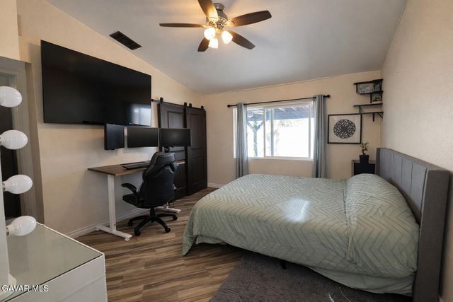 6041 Opal Avenue, Palmdale, CA 93552