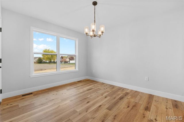 6 Grant Court, Troy, IL 62294