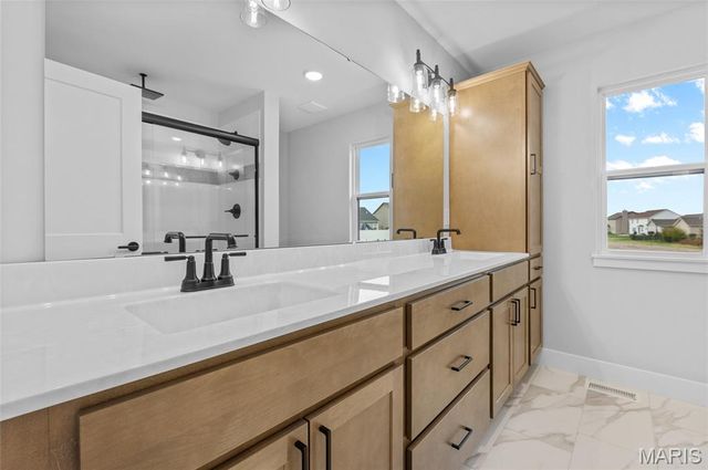 6 Grant Court, Troy, IL 62294