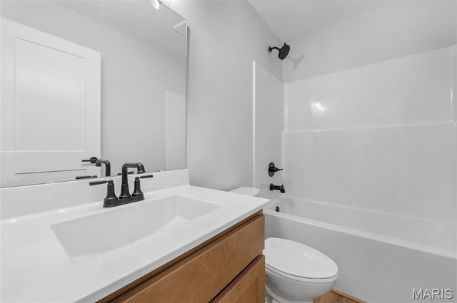 6 Grant Court, Troy, IL 62294