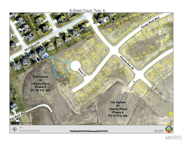 6 Grant Court, Troy, IL 62294